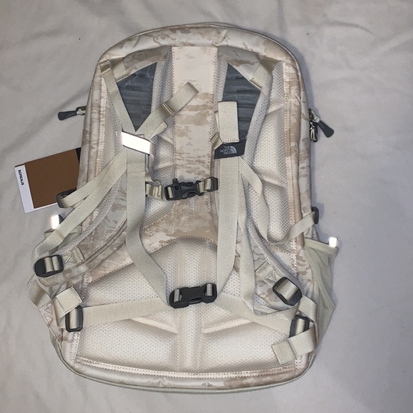 NWT The North Face Borealis Backpack - Picture 2 of 10